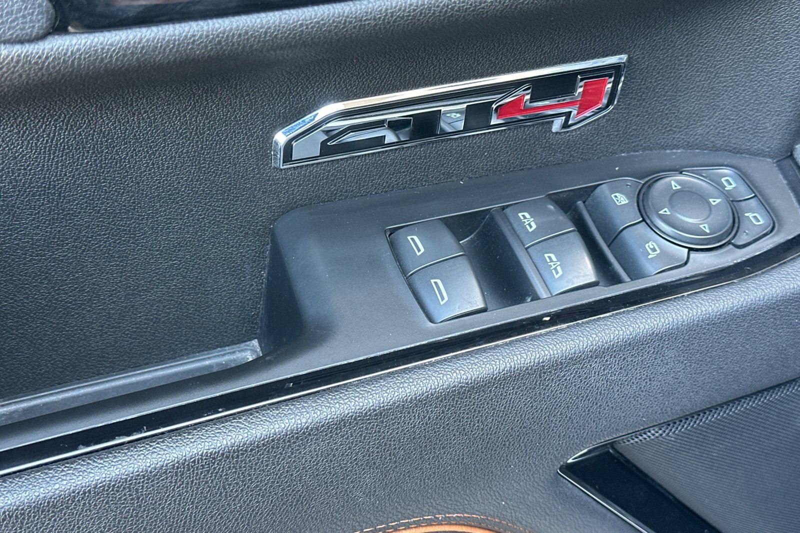 Used 2025 GMC Sierra 1500 AT4 w/ AT4 Premium Package AWD/4WD image 11