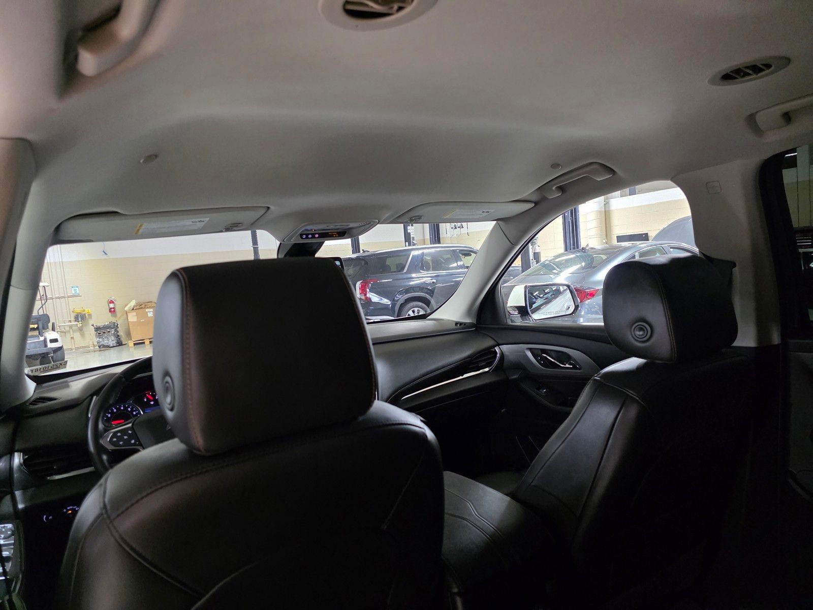 Used 2020 Chevrolet Traverse RS image 16