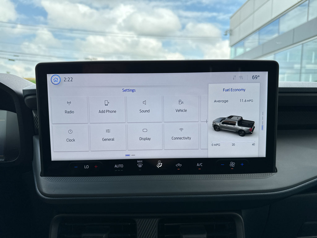 New 2025 Ford Maverick XLT w/ Black Appearance Package image 31