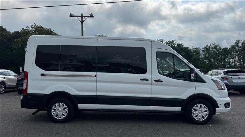 Used 2024 Ford Transit 350 XLT RWD image 3