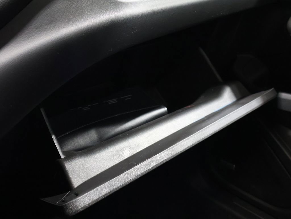 Used 2023 GMC Terrain Denali w/ LPO, Floor Liner Package image 28