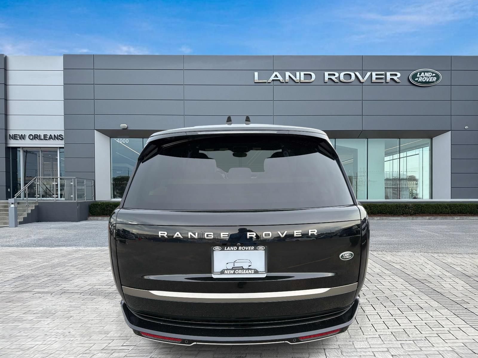Used 2023 Land Rover Range Rover SE AWD/4WD image 7