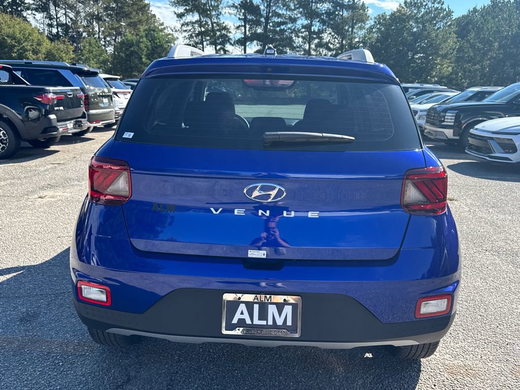New 2026 Hyundai Venue SEL image 4