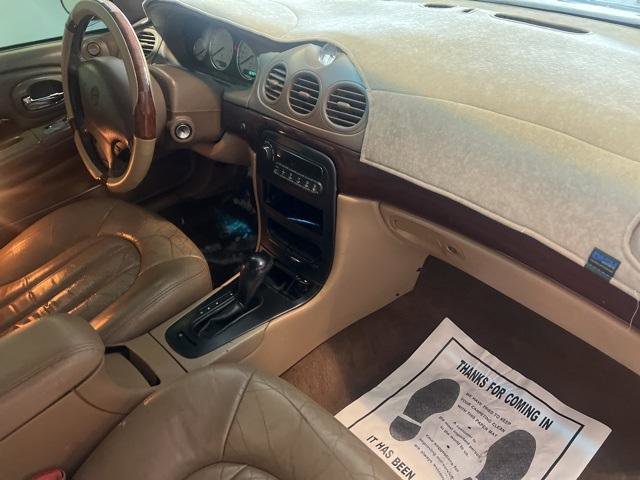 Used 2000 Chrysler 300M 4D Sedan image 11