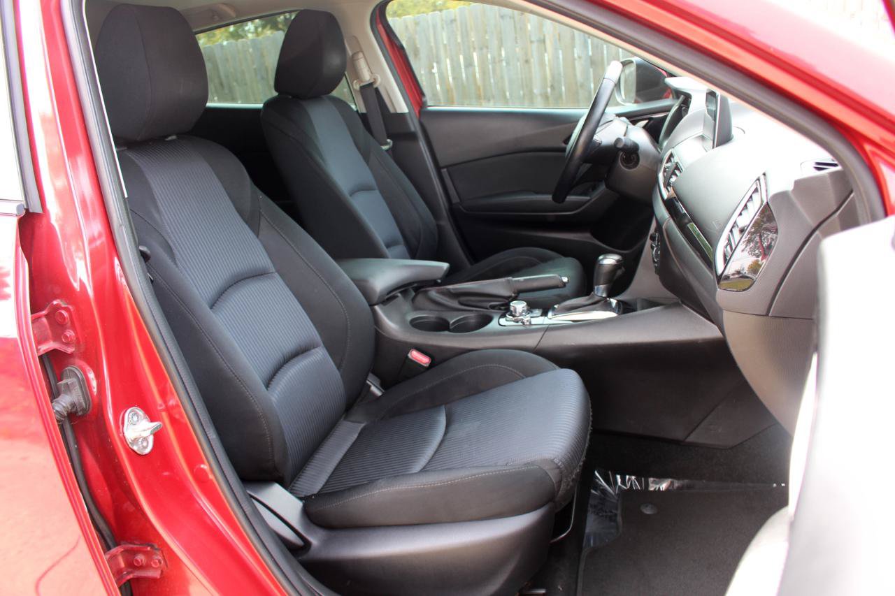 Used 2016 MAZDA MAZDA3 i Touring FWD image 38