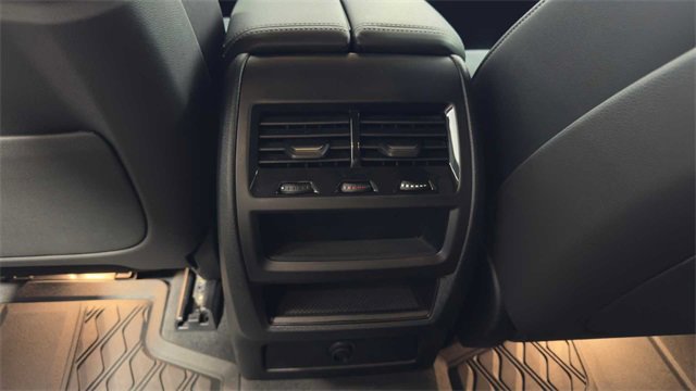 Used 2023 BMW X5 xDrive45e w/ M Sport Package image 19