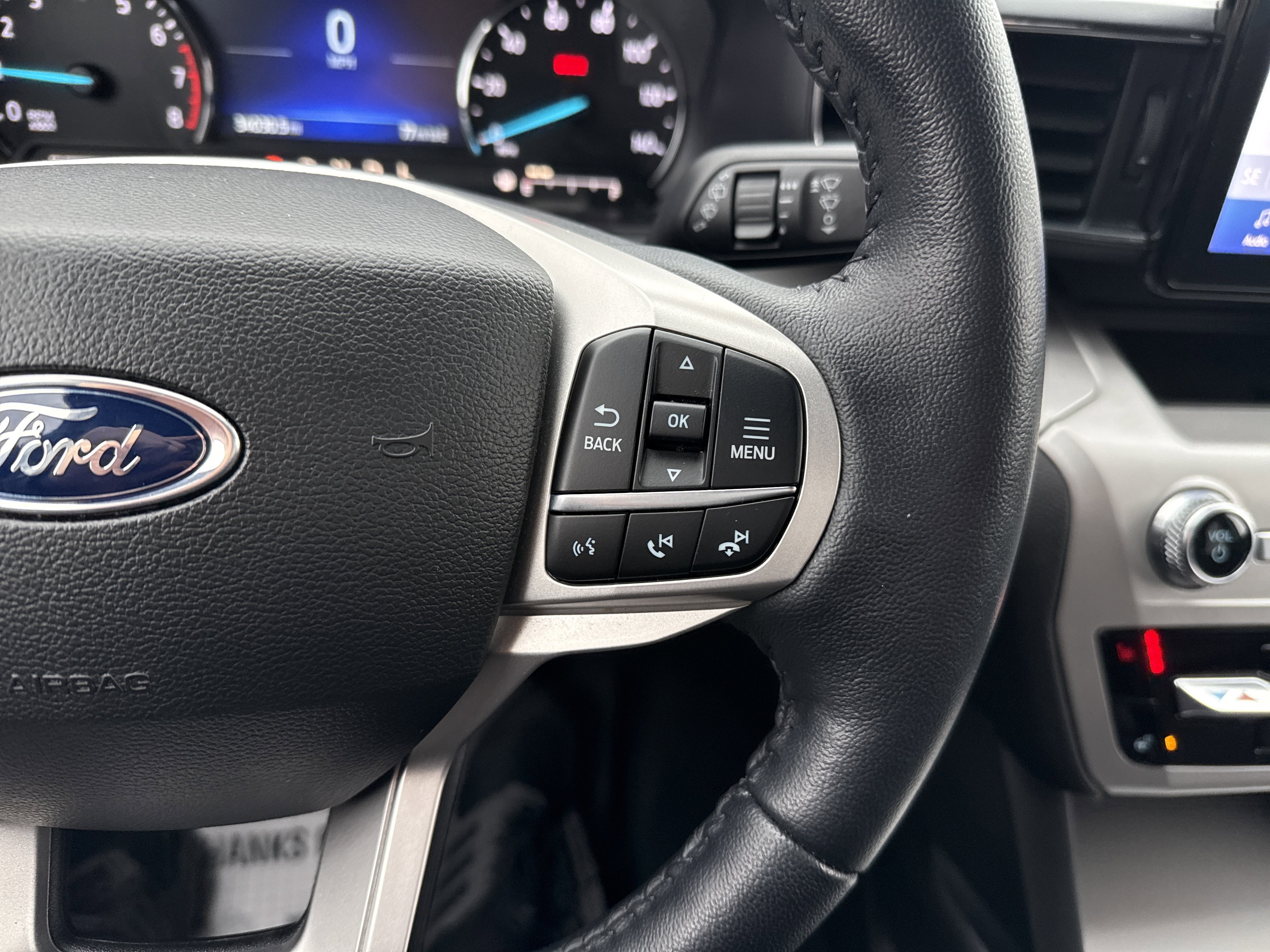 Used 2022 Ford Explorer XLT w/ Equipment Group 202A image 23