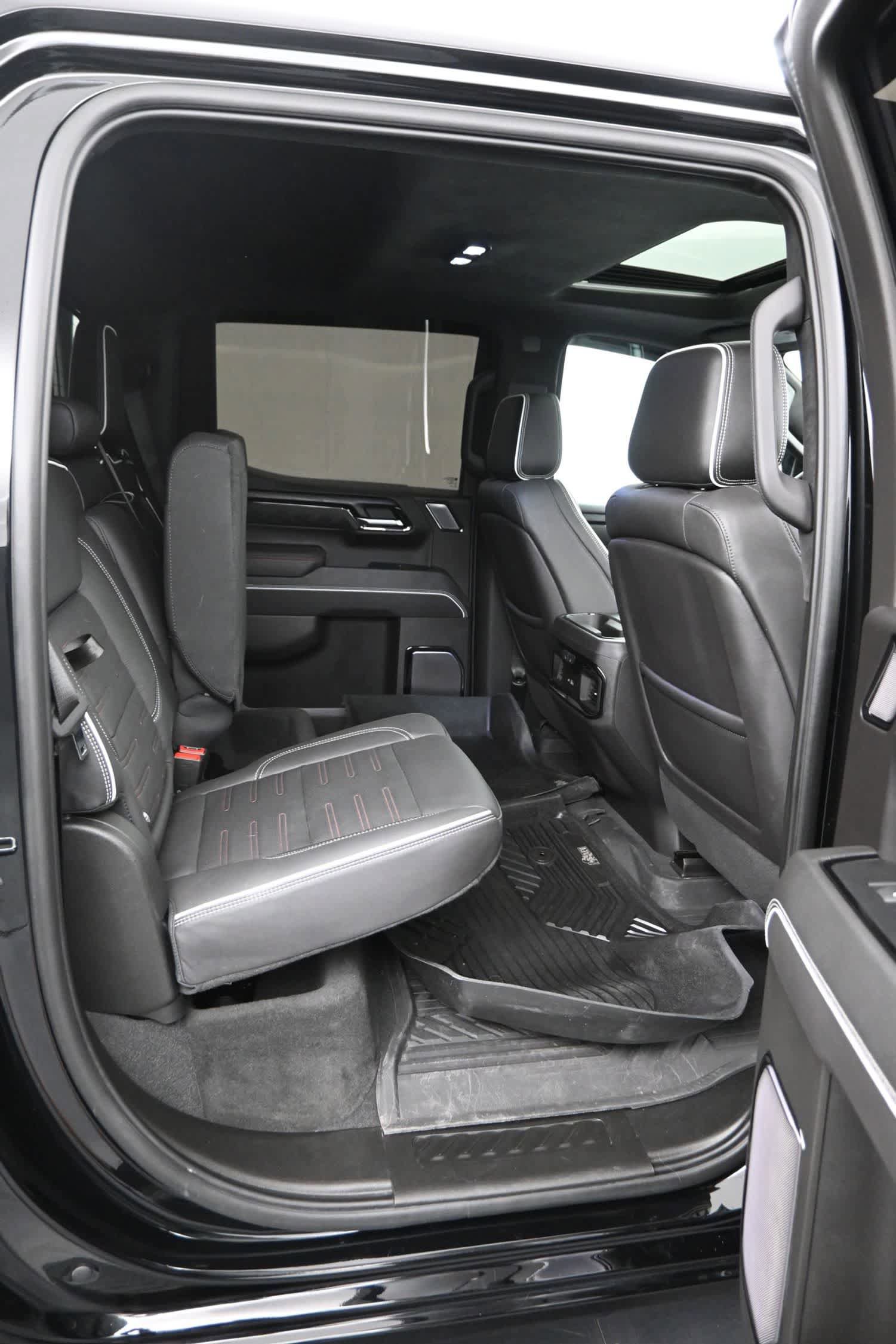 Used 2023 GMC Sierra 1500 AT4X w/ AT4X AEV Edition AWD/4WD image 12