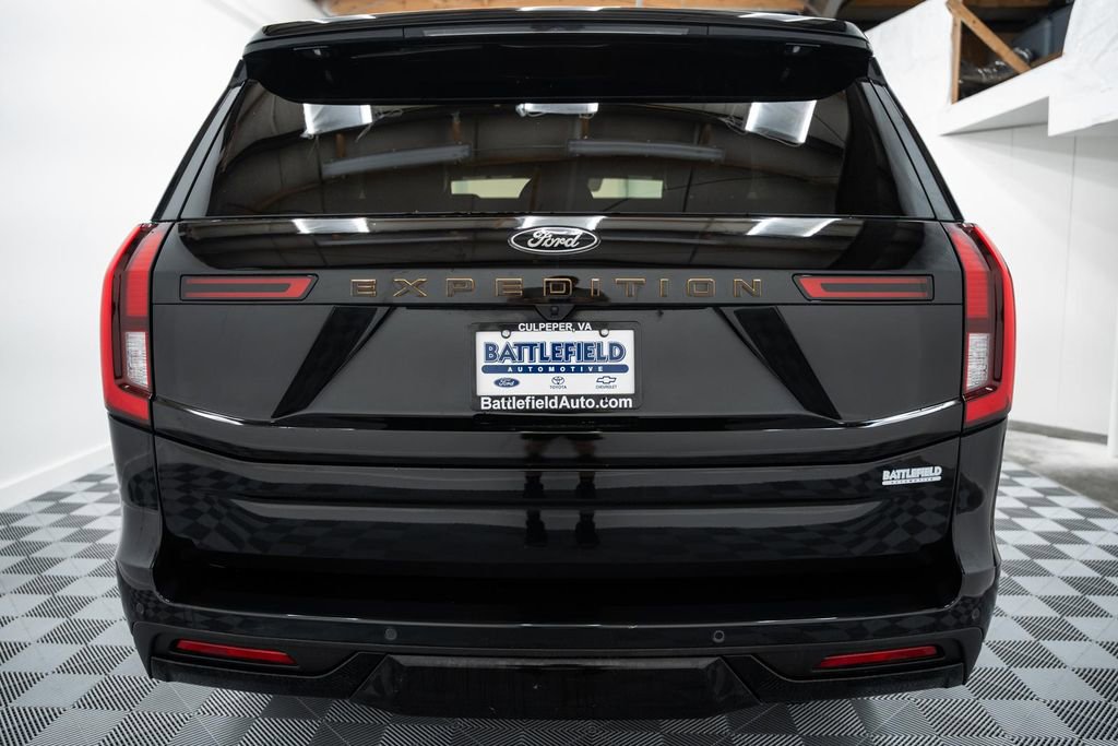 Certified 2025 Ford Expedition Tremor image 6