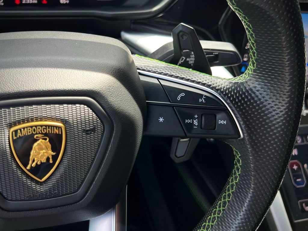 Used 2022 Lamborghini Urus image 66