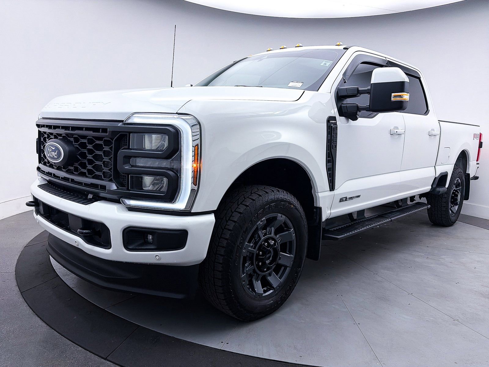 Used 2023 Ford F250 Lariat w/ Lariat Ultimate Package AWD/4WD image 30