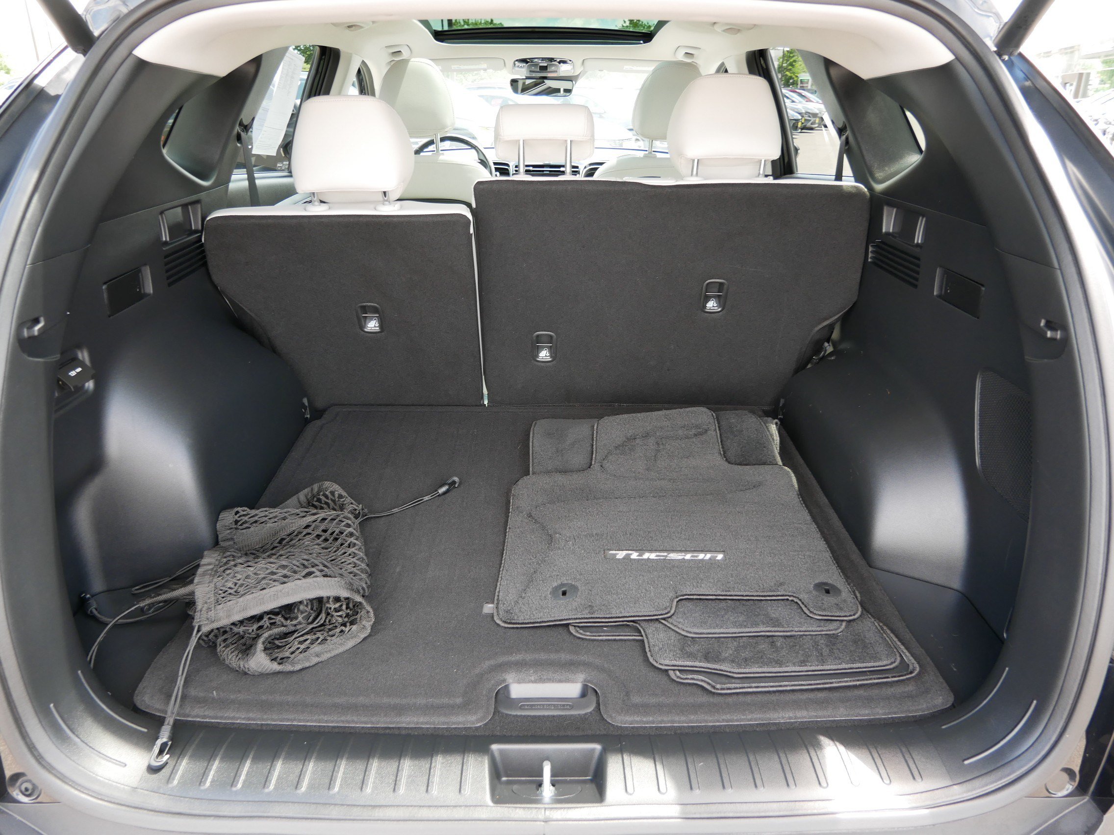 Certified 2024 Hyundai Tucson Limited AWD/4WD image 18