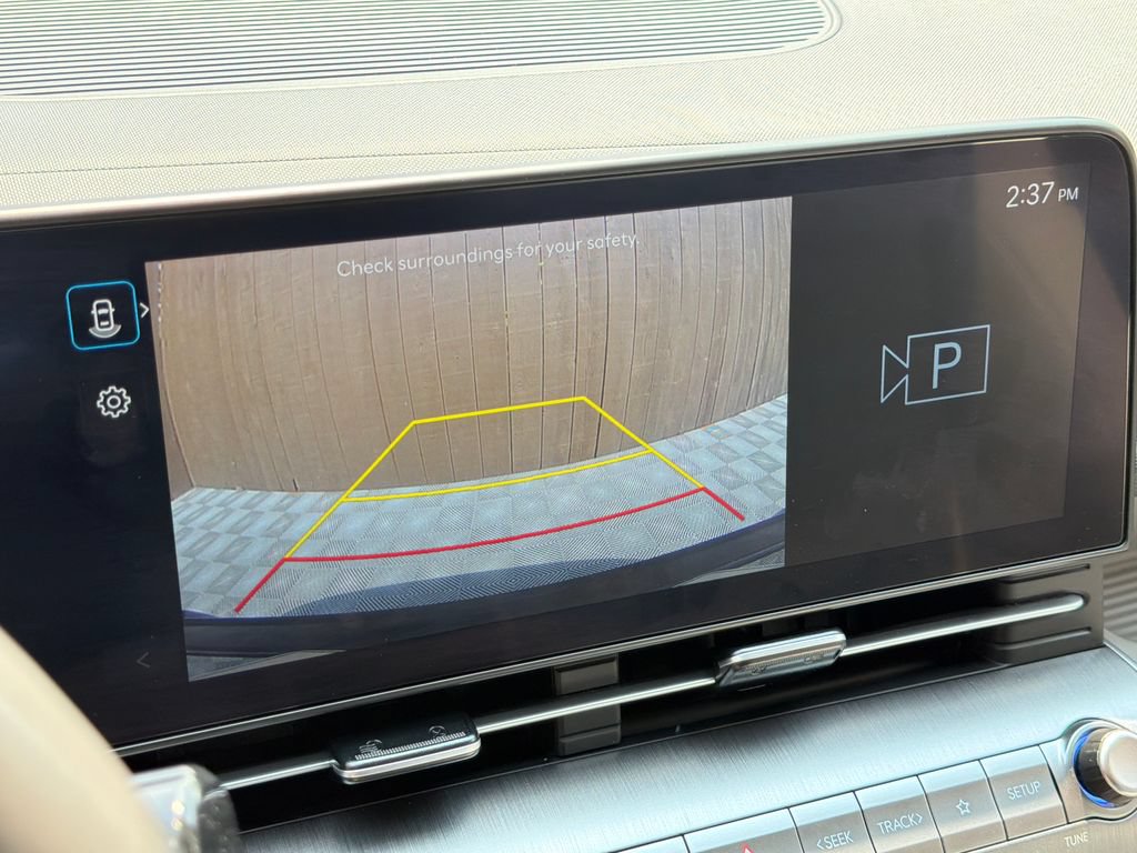 Used 2025 Hyundai Kona SEL FWD image 8