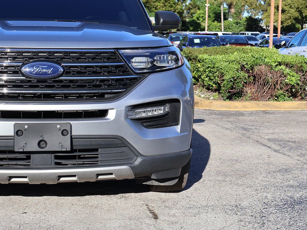 Used 2023 Ford Explorer XLT w/ Equipment Group 202A RWD image 14