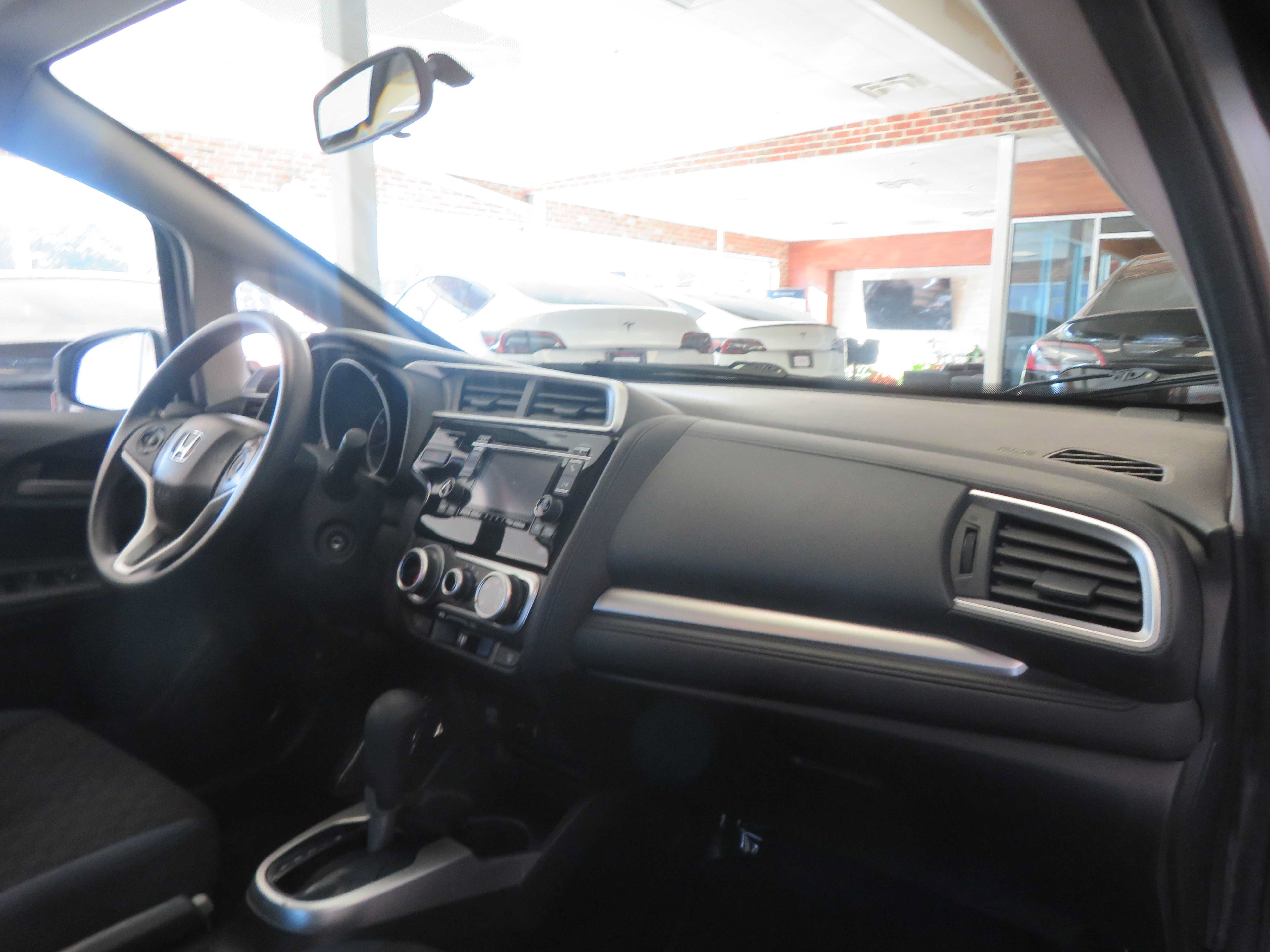 Used 2016 Honda Fit LX image 28