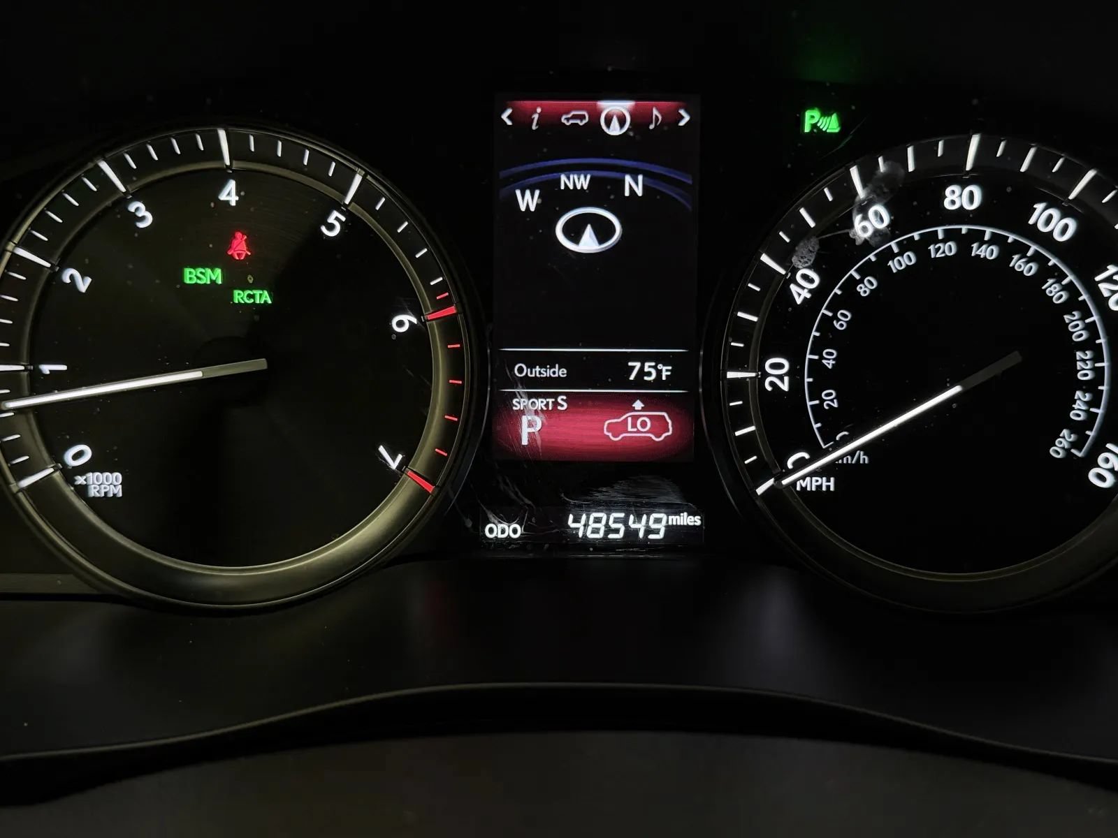 Used 2016 Lexus LX 570 4WD w/ Luxury Package image 11