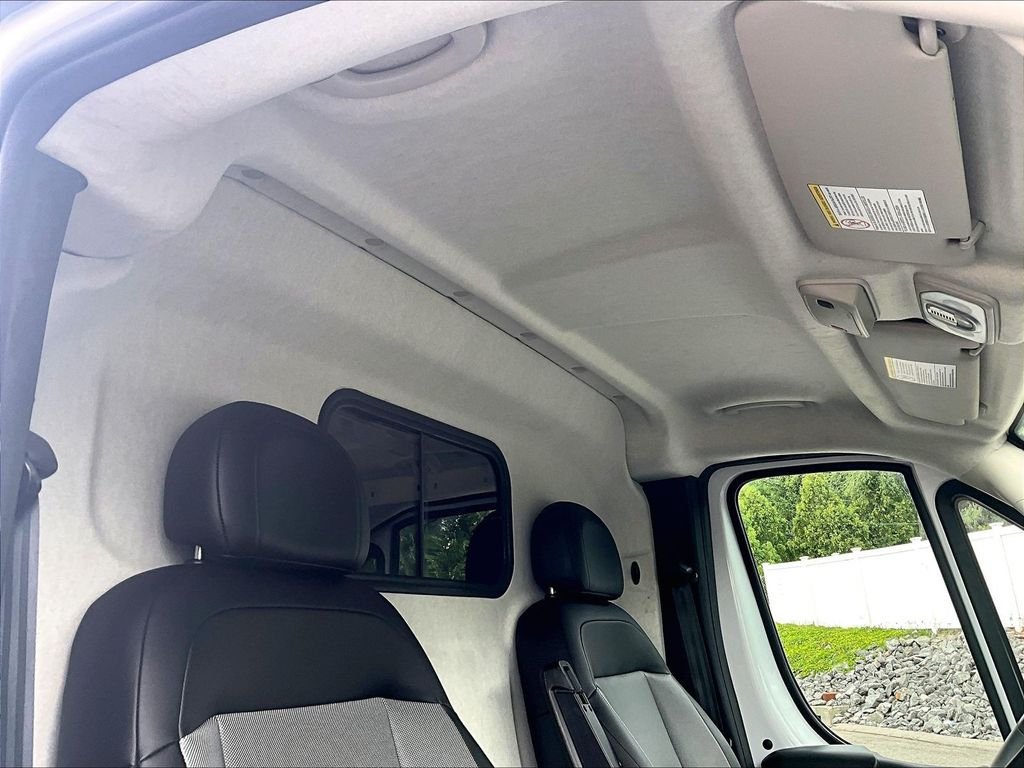 Used 2025 RAM ProMaster 2500 w/ Convenience Group FWD image 22