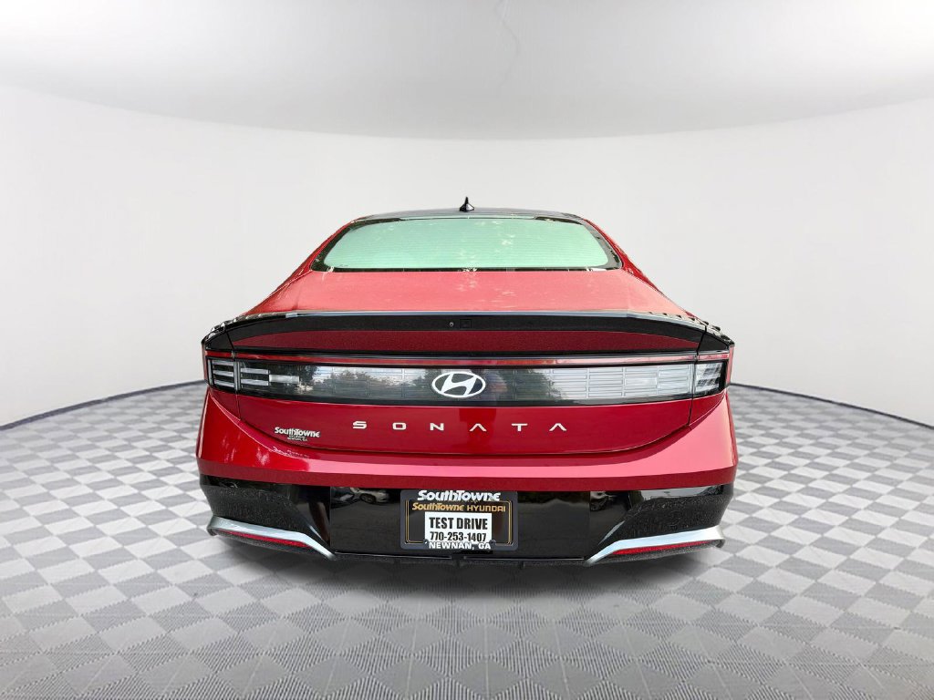 Used 2025 Hyundai Sonata SEL FWD image 6