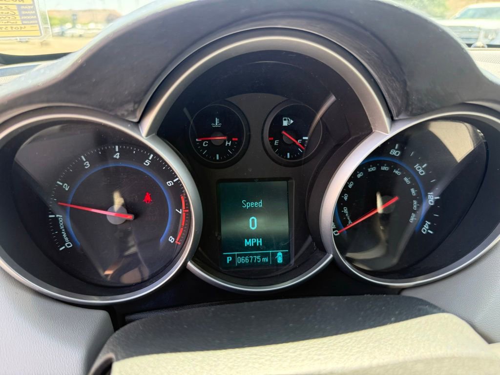 Used 2012 Chevrolet Cruze Eco FWD image 11