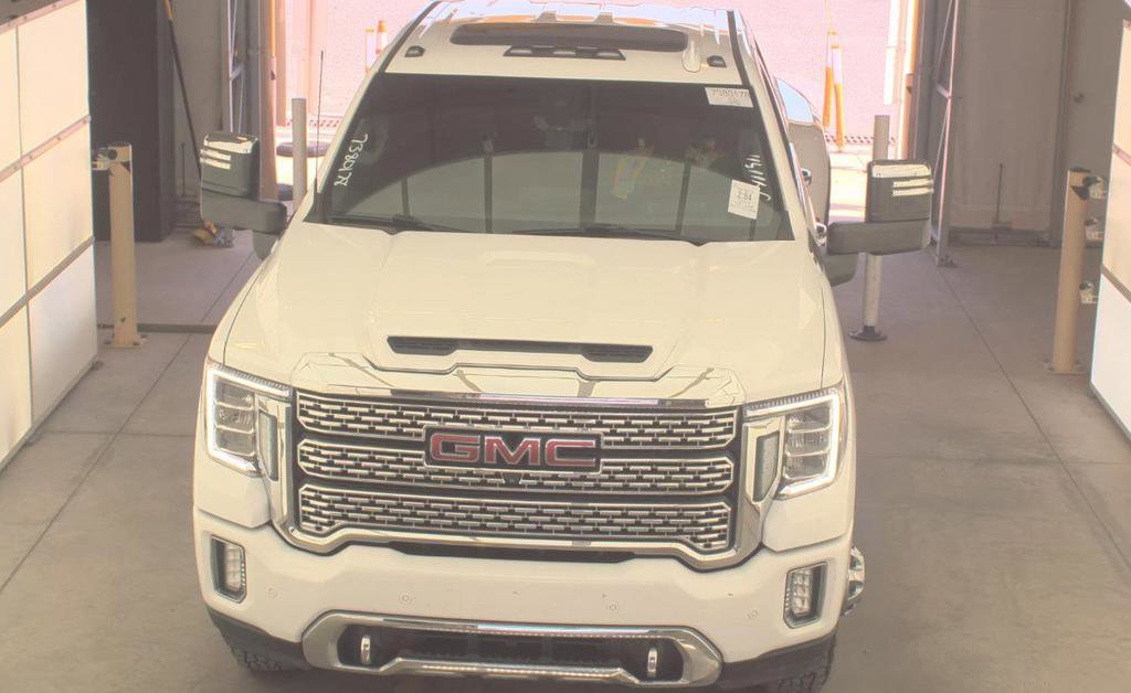 Used 2020 GMC Sierra 3500 Denali w/ Denali Ultimate Package AWD/4WD image 2