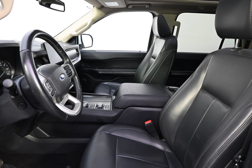 Used 2023 Ford Expedition Max XLT AWD/4WD image 13