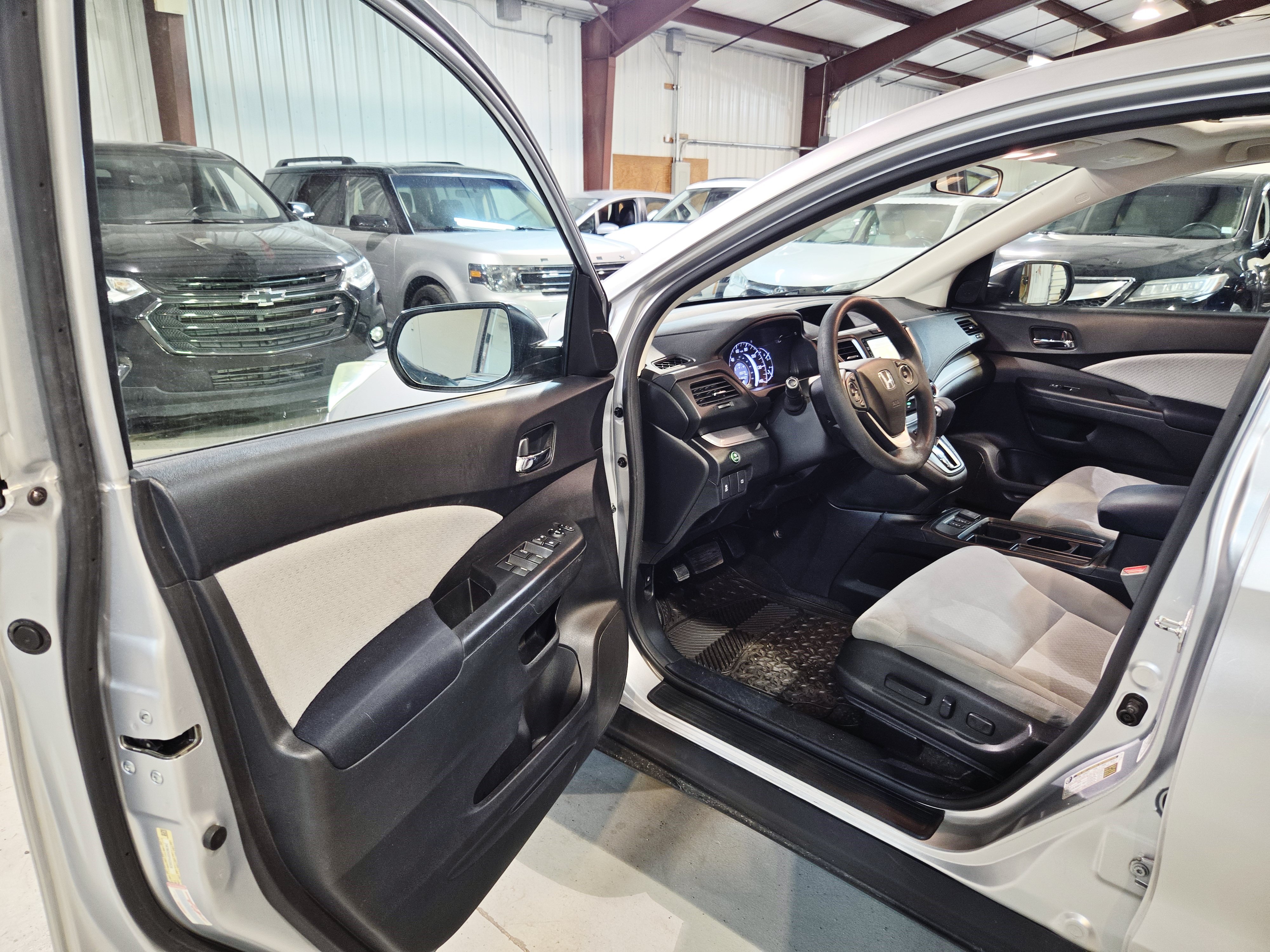 Used 2015 Honda CR-V EX image 15