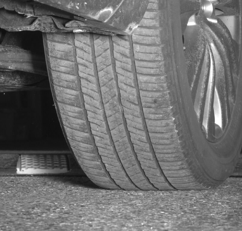 Used 2023 Toyota Venza XLE image 14