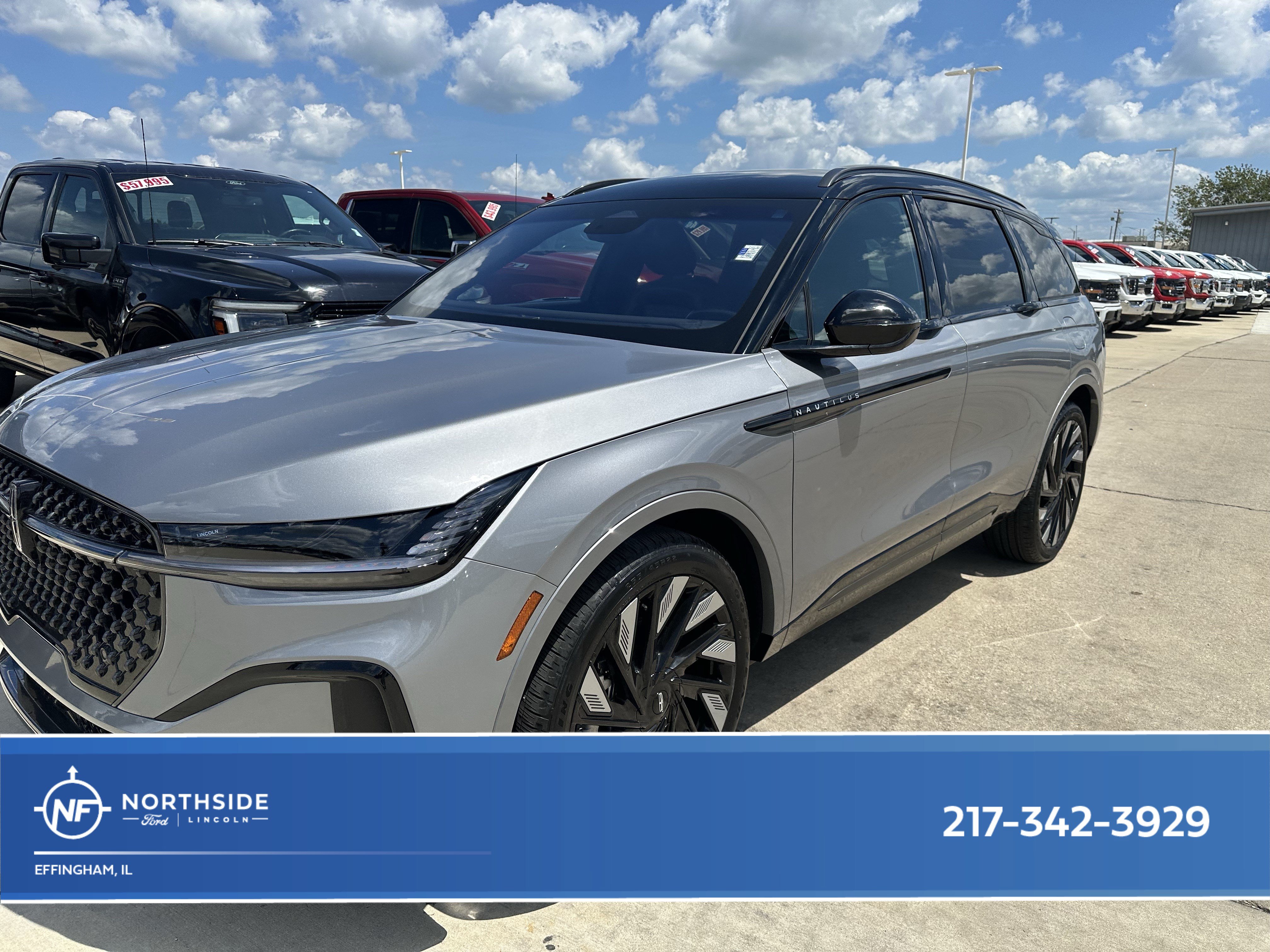 Used 2024 Lincoln Nautilus Reserve w/ Jet Appearance Package (87T) AWD/4WD video 1