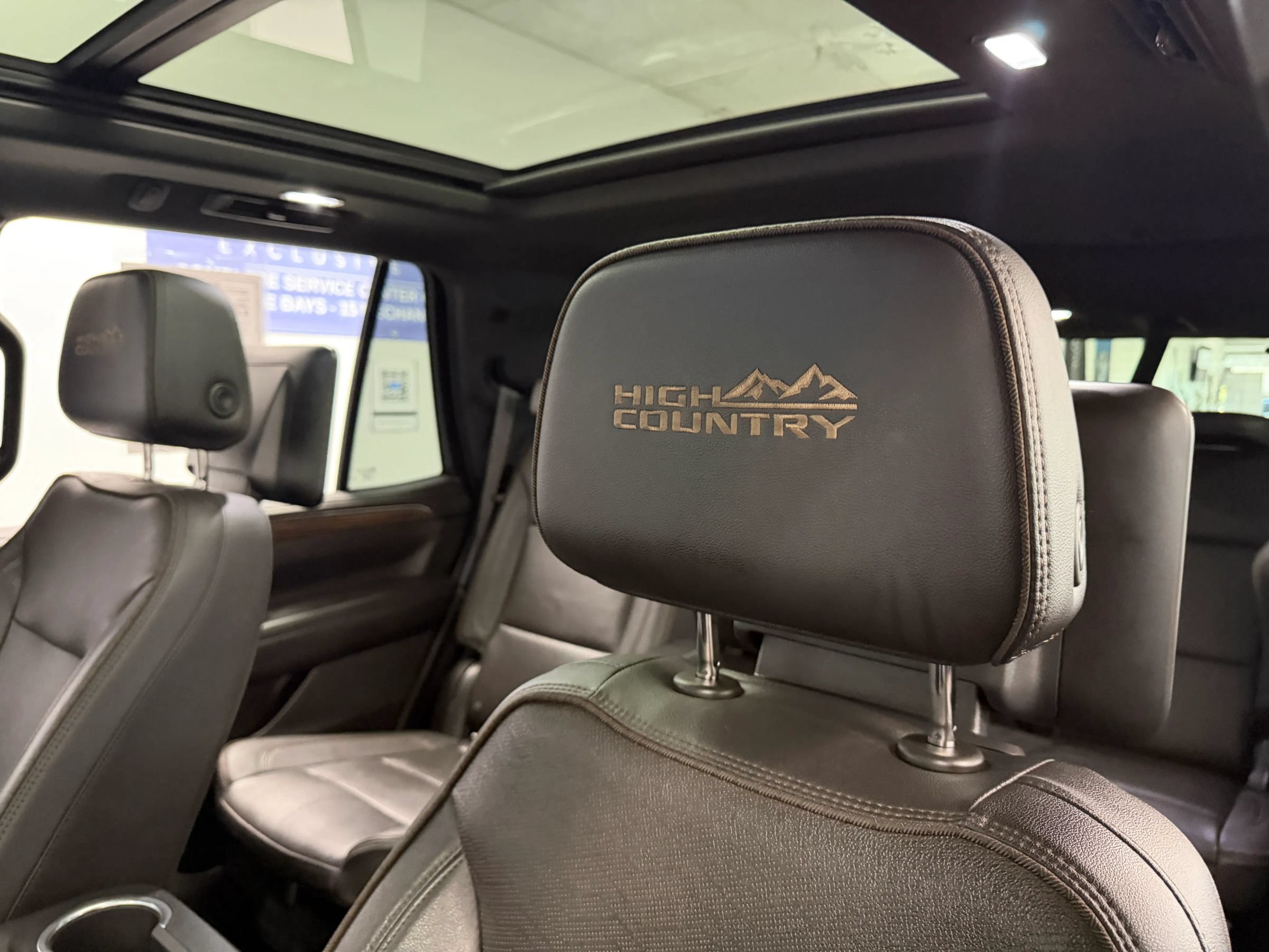Used 2021 Chevrolet Tahoe High Country AWD/4WD image 22