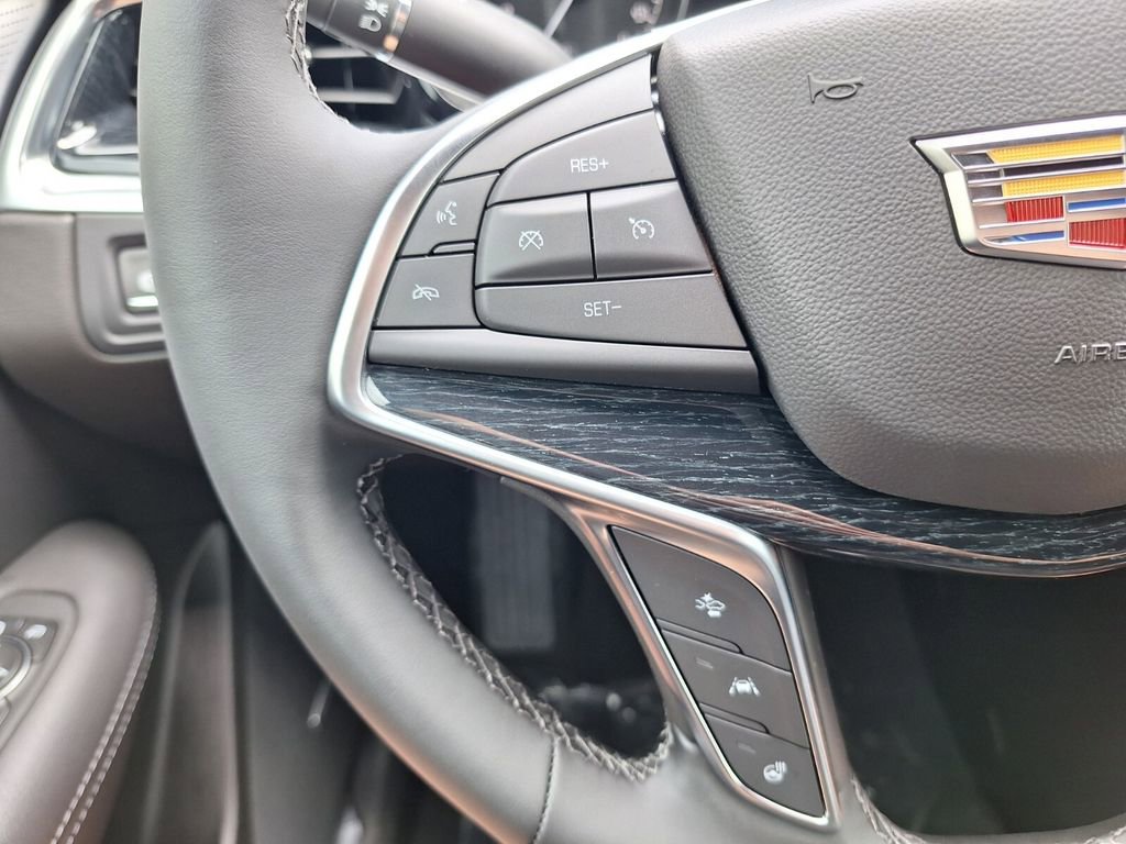 New 2026 Cadillac XT5 Premium Luxury w/ LPO, ONYX Package FWD image 20