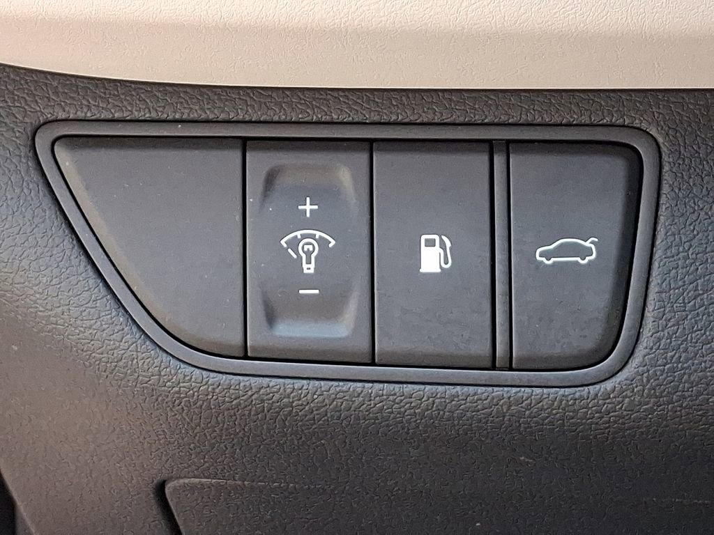 Used 2023 Genesis G70 3.3T w/ Sport Advanced Package image 24