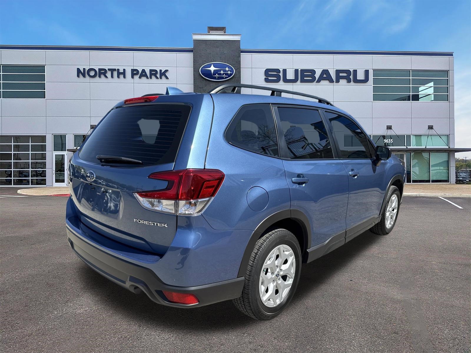 Certified 2023 Subaru Forester image 3