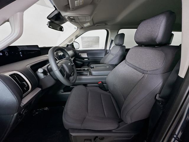 New 2025 Ford Expedition Active image 20