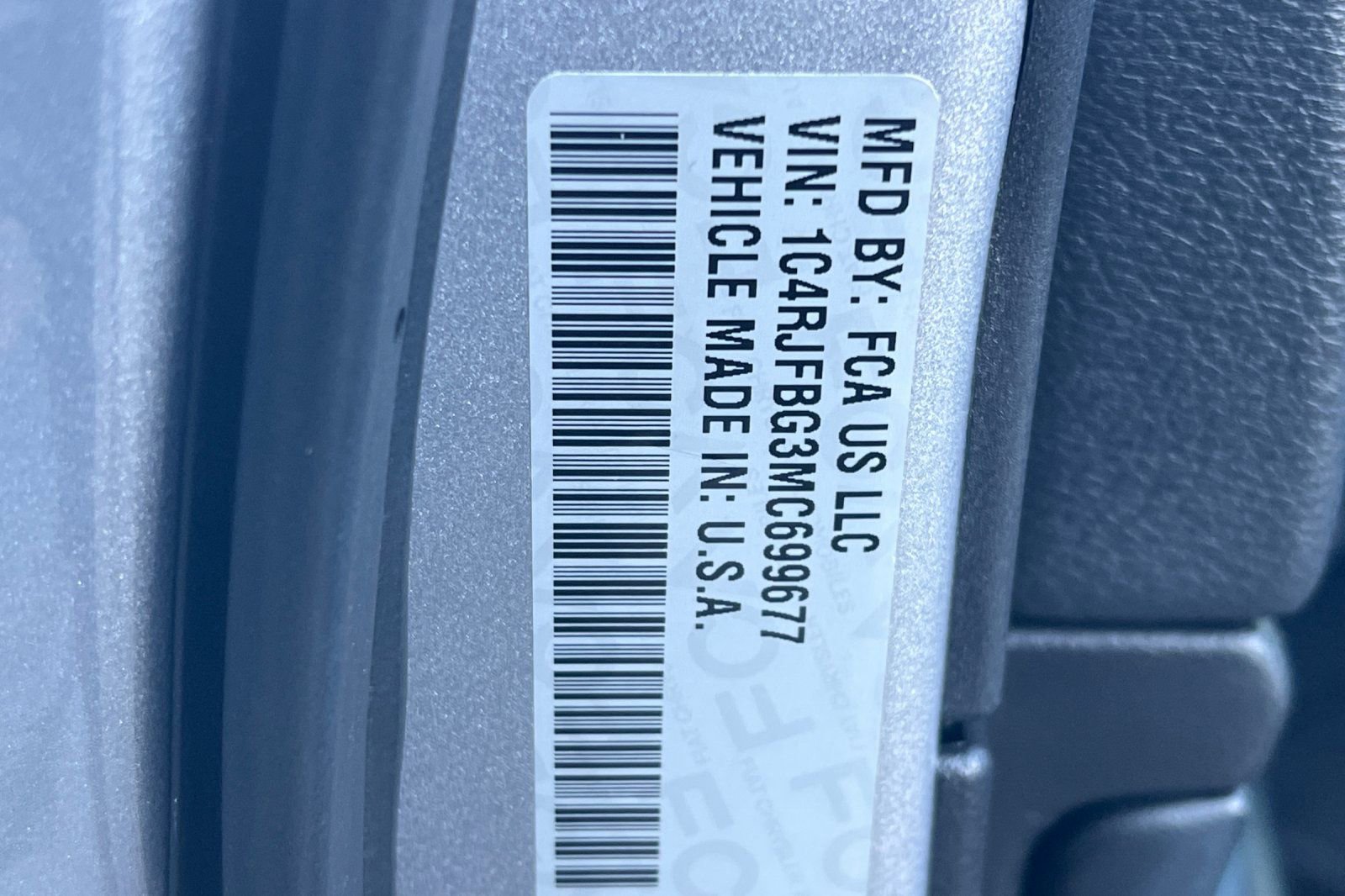 Used 2021 Jeep Grand Cherokee Limited w/ Luxury Group II image 32