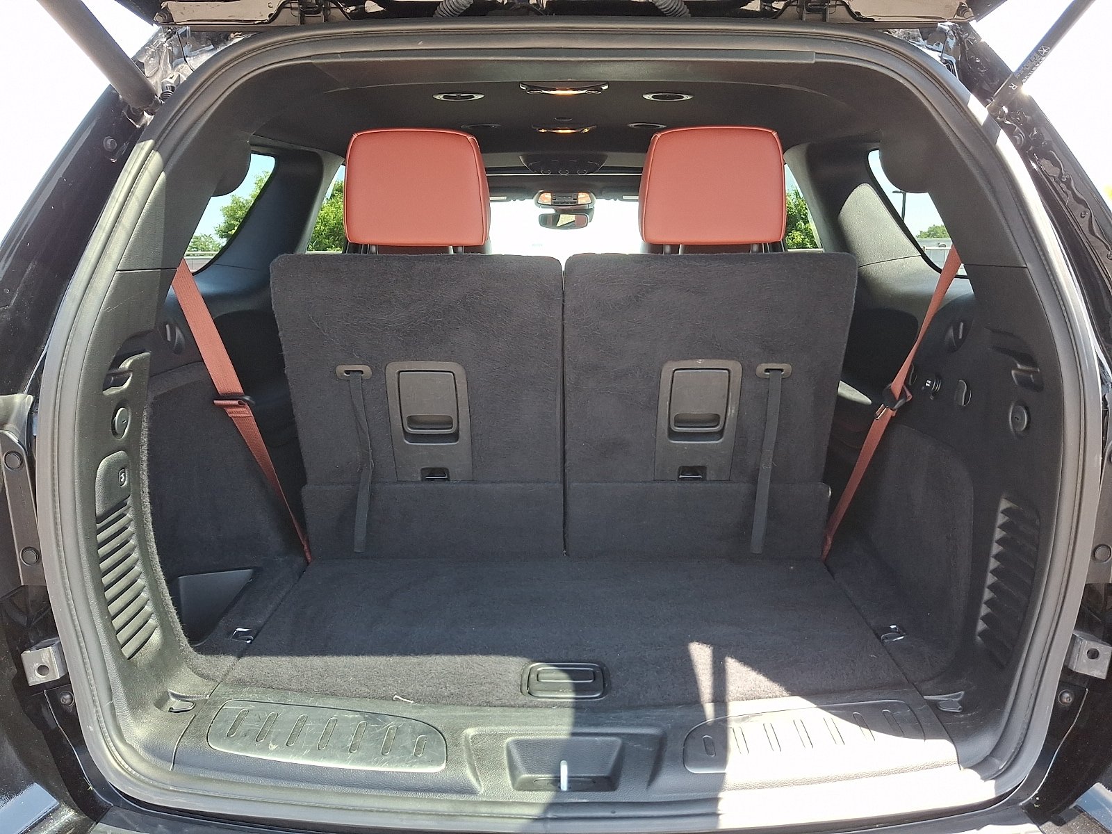 Used 2023 Dodge Durango SRT AWD/4WD image 32