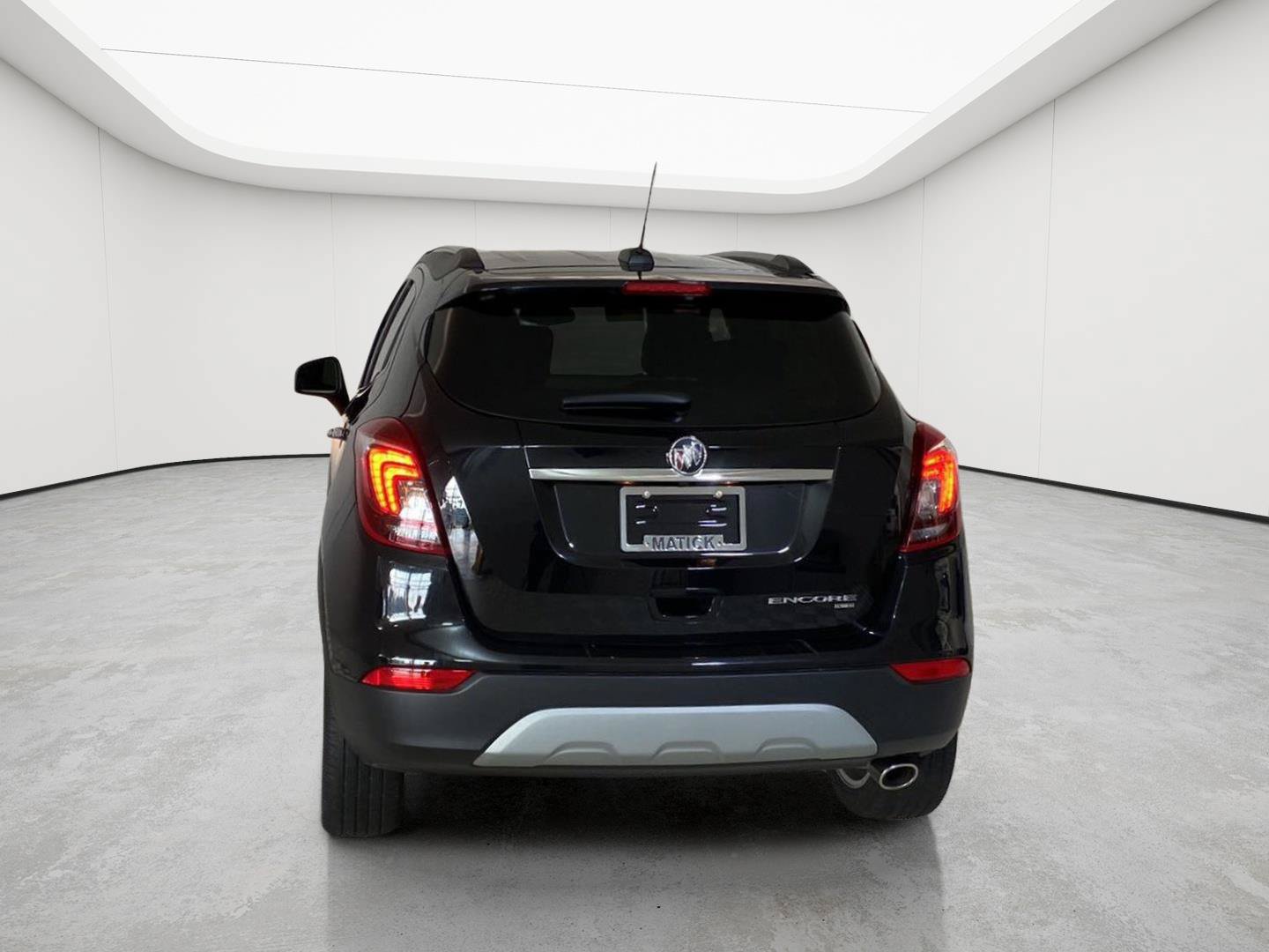Used 2022 Buick Encore Preferred w/ Safety Package AWD/4WD image 6