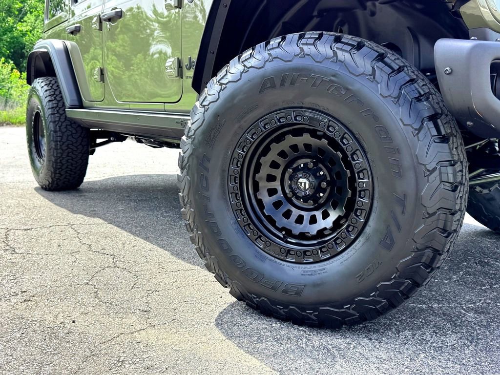 New 2026 Jeep Wrangler Unlimited Rubicon 392 w/ Quick Order Package 27X Moab AWD/4WD image 4