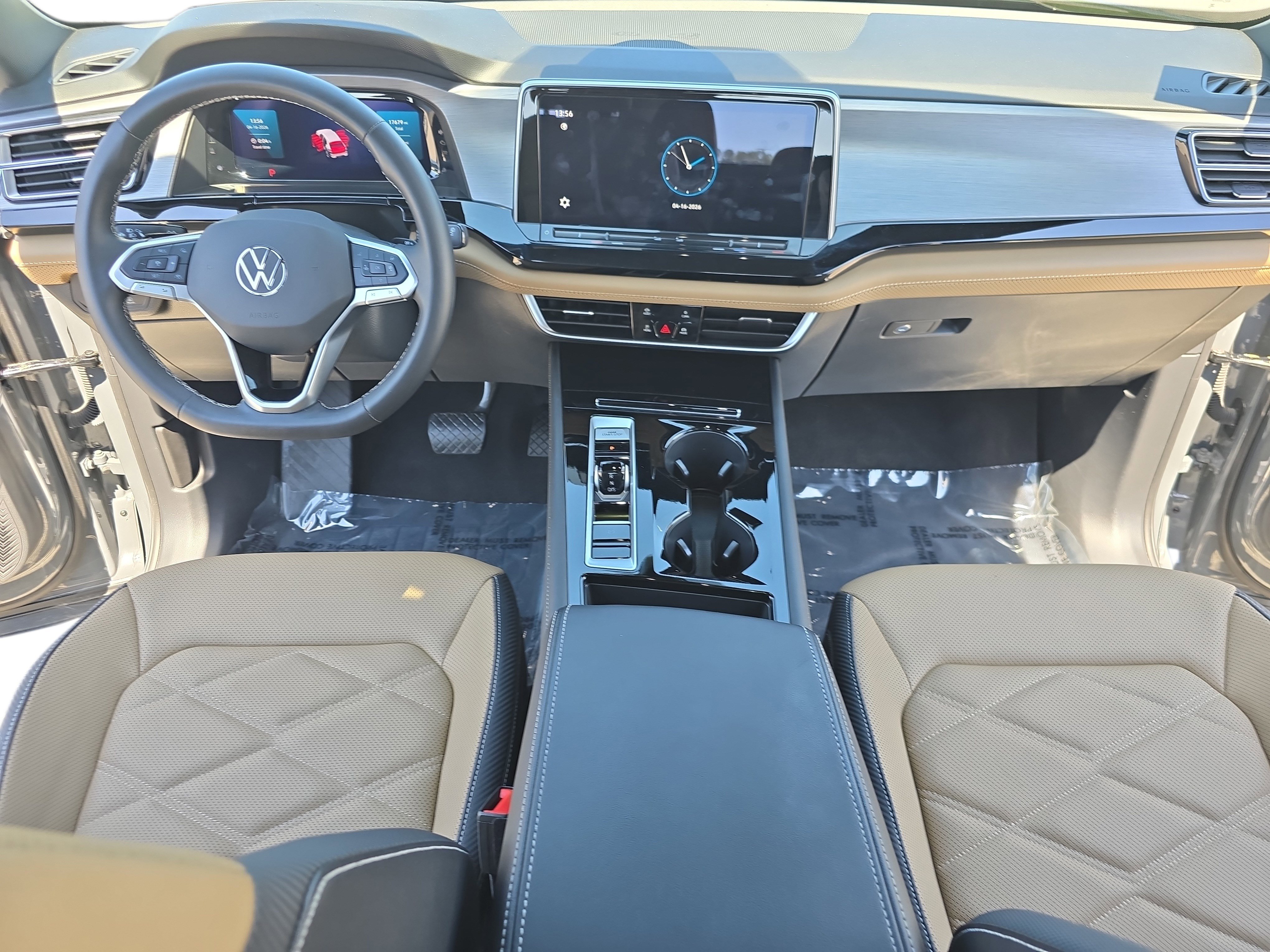 Used 2024 Volkswagen Atlas Cross Sport SE w/ Panoramic Sunroof Package image 9