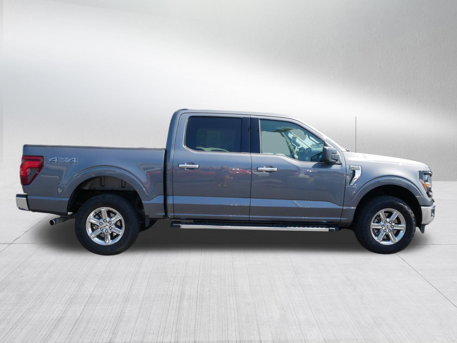 Used 2025 Ford F150 XLT w/ Equipment Group 301A Standard AWD/4WD image 8
