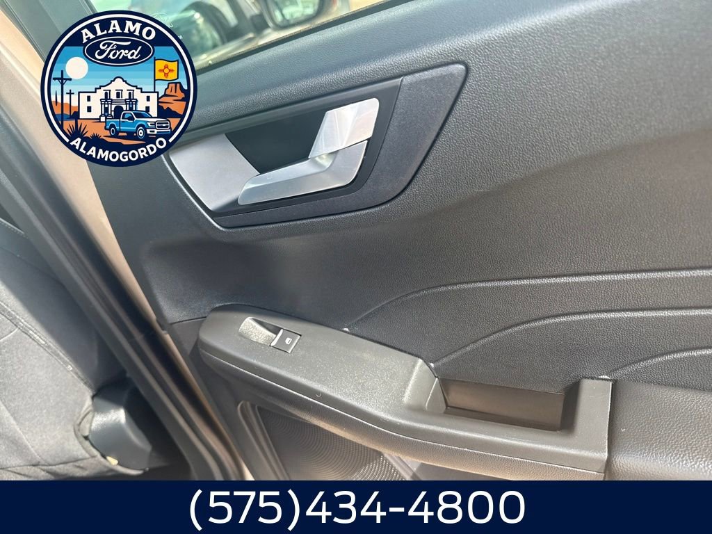 Used 2021 Ford Escape SE w/ Convenience Package image 15