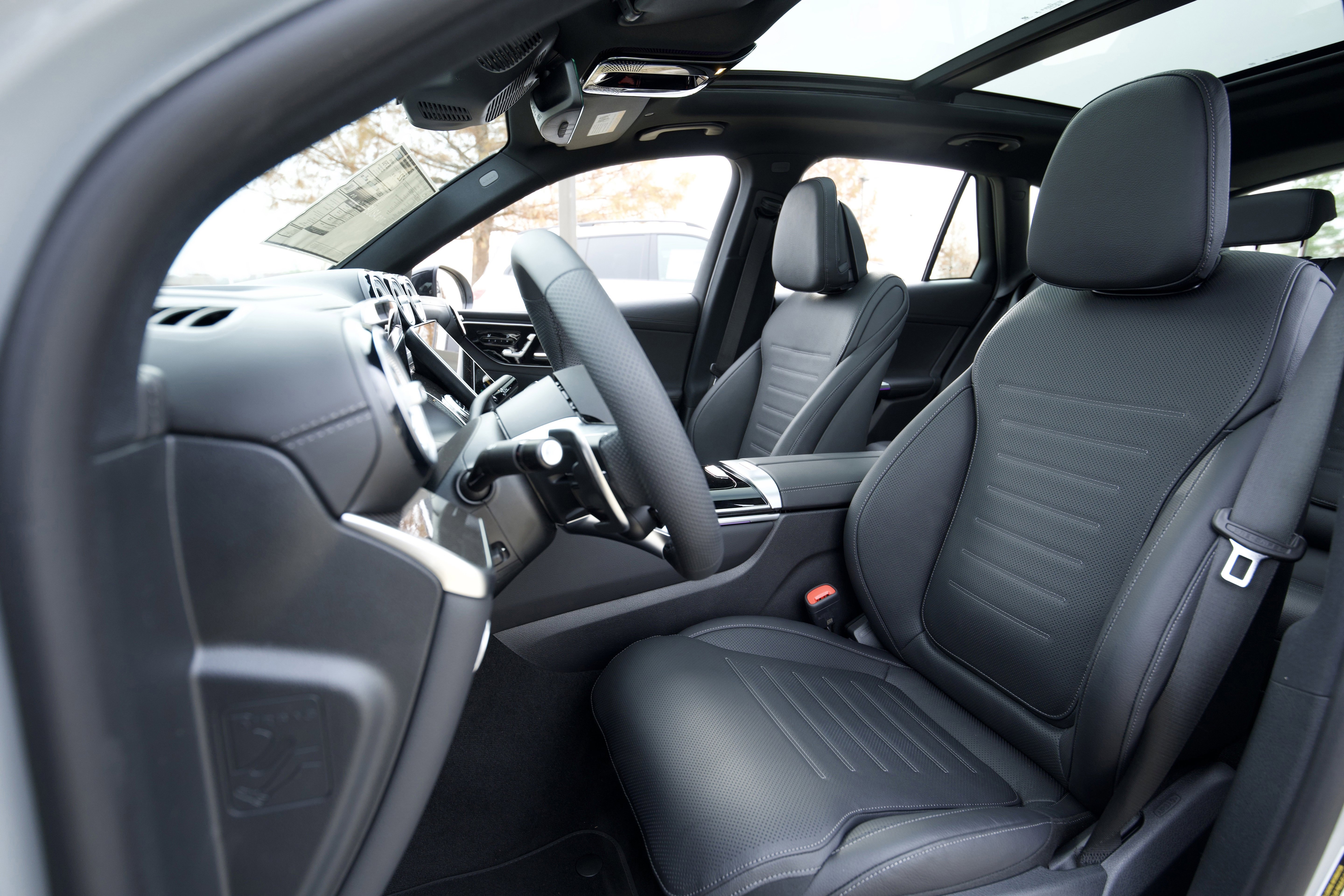 New 2026 Mercedes-Benz GLC 43 AMG 4MATIC image 37