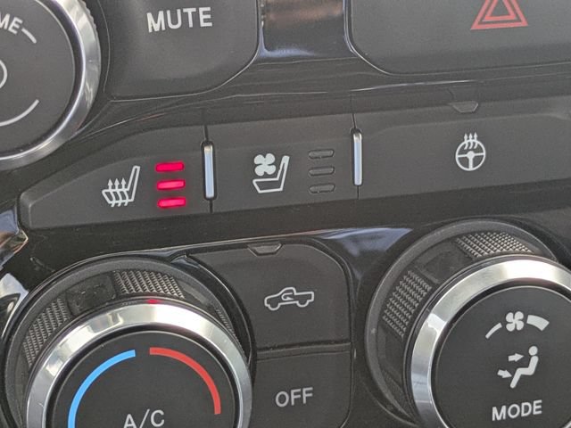 Used 2024 RAM 1500 Laramie RWD image 22