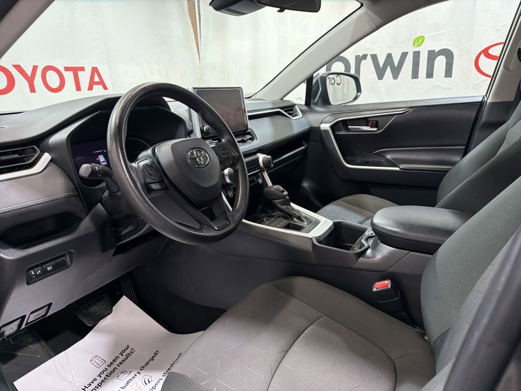 Used 2023 Toyota RAV4 XLE image 22