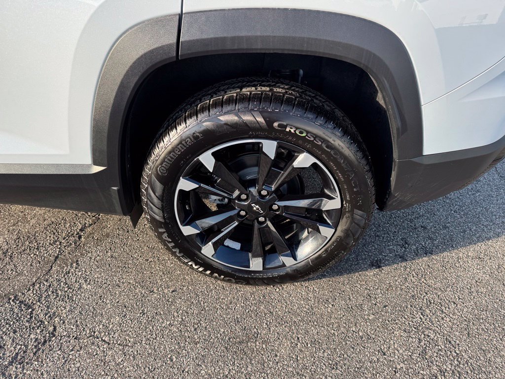 New 2027 Chevrolet Equinox RS w/ Safety and Technology Package AWD/4WD image 29