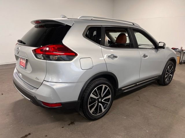 Used 2017 Nissan Rogue SL w/ SL Premium Package image 5