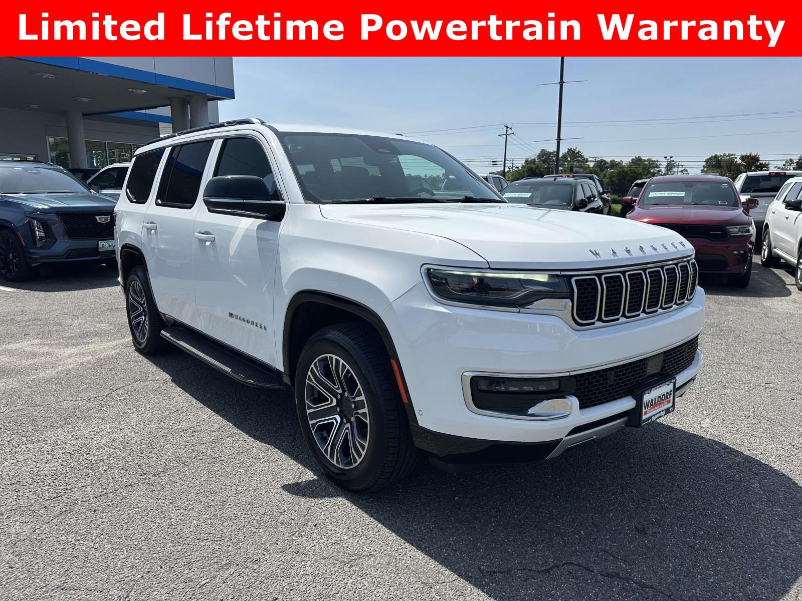 Used 2024 Jeep Wagoneer Series II AWD/4WD image 1