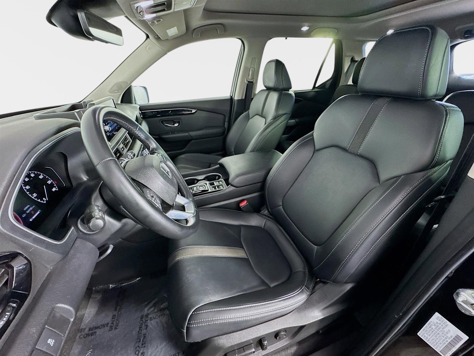 Used 2023 Honda Pilot Touring image 12