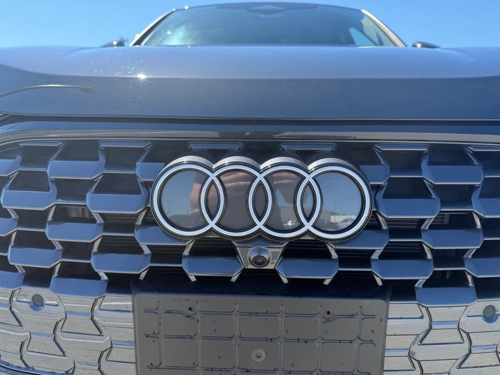 Used 2025 Audi Q5 Premium Plus w/ Premium Plus AWD/4WD image 18