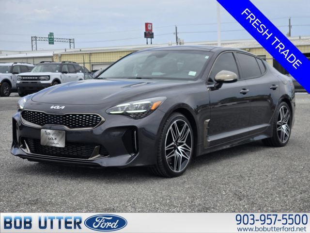 Used 2022 Kia Stinger GT1 w/ Red Interior Color Package RWD image 3