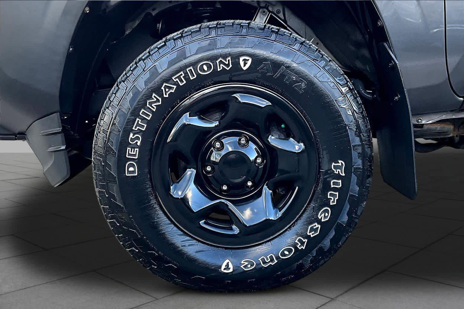 Used 2021 Toyota Tacoma SR image 11